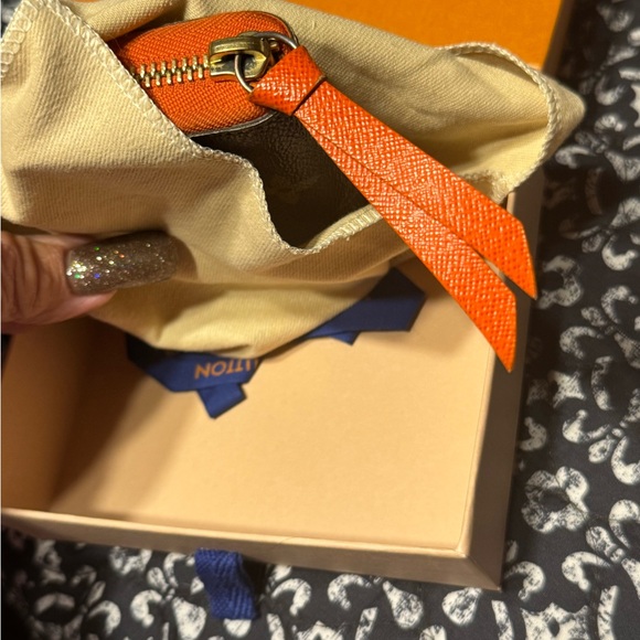 Authentic Louis Vuitton Multicartes Orange Date code SP1115 - Picture 6 of 7